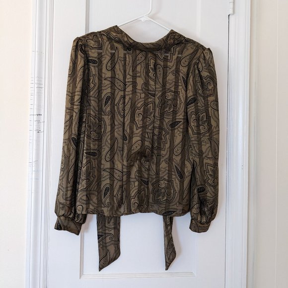 Vintage 1970s / 80s Sheer Pleated Paisley Bow Blouse - Picture 7 of 10